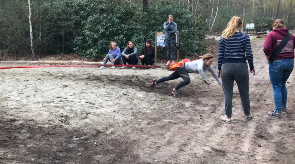 Bungee run als outdoor activiteit bij Outdoors in Holten (Twente / Overijssel)