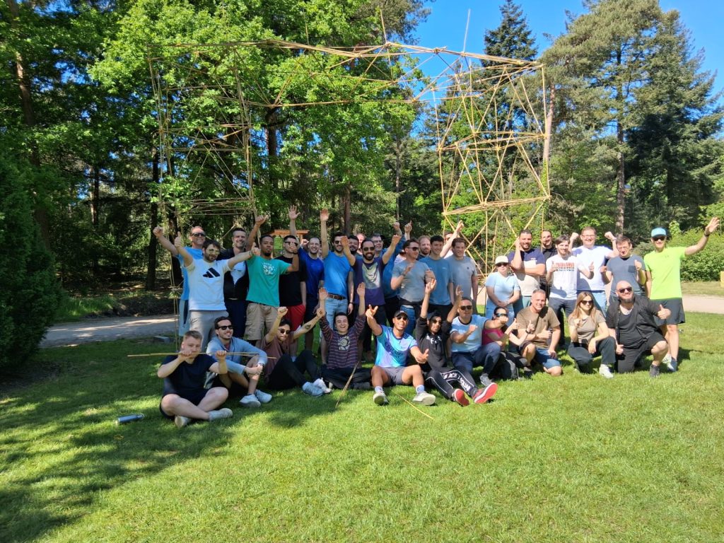 Bamboe bouwen als teambuilding