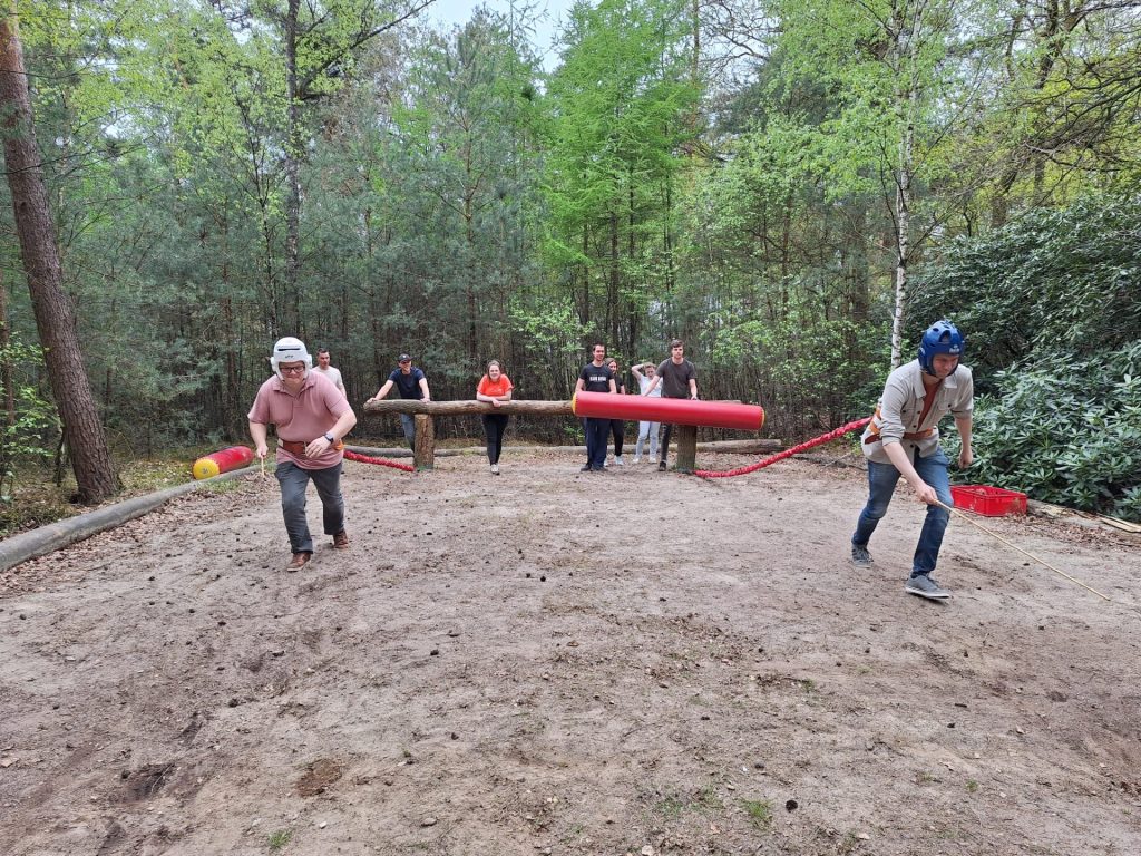 Bungee touw run spel bij Outdoors Holten