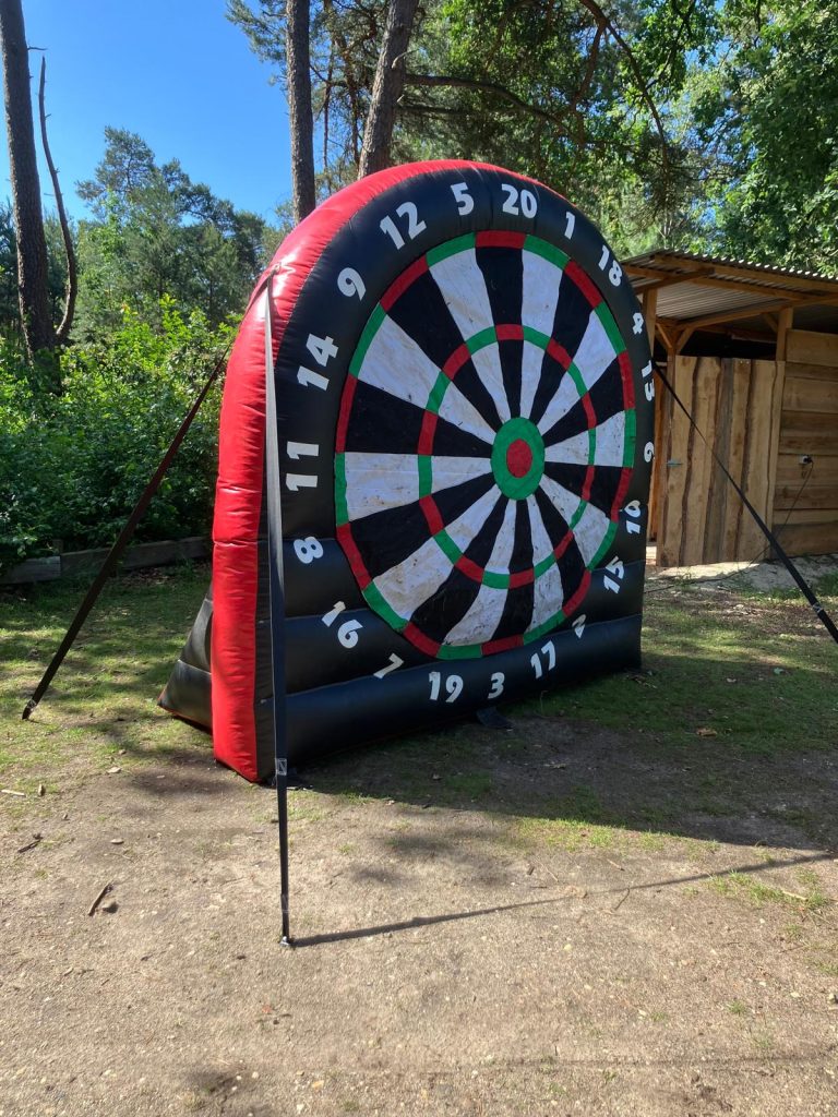 Voetbal darts spel